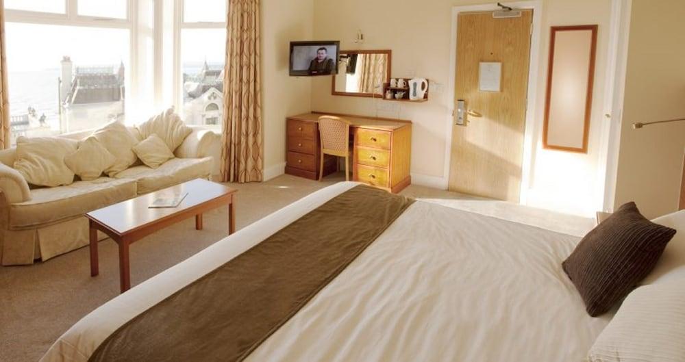 Marsham Court Hotel บอร์นมัธ ภายนอก รูปภาพ