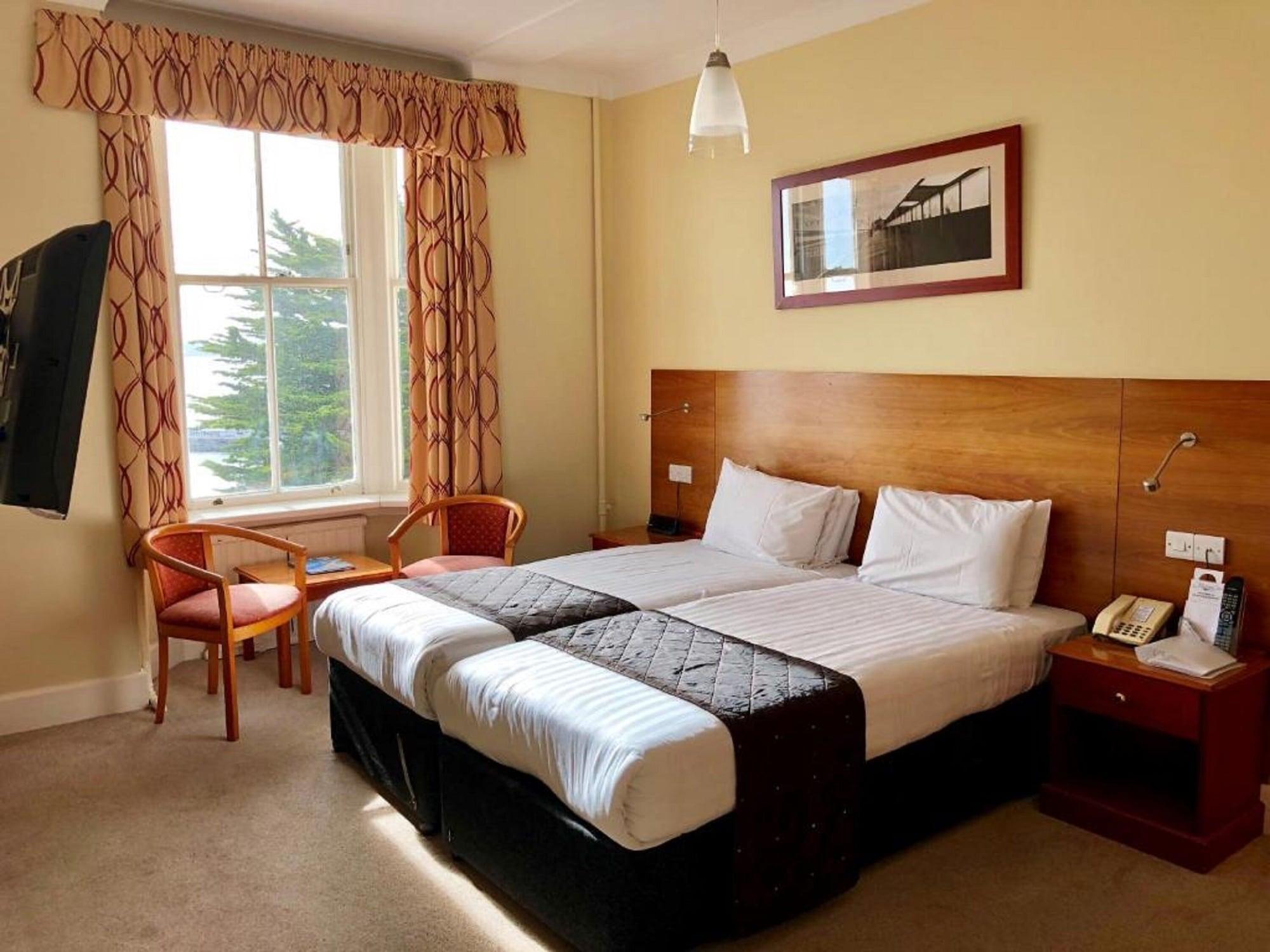 Marsham Court Hotel บอร์นมัธ ภายนอก รูปภาพ